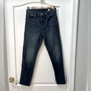 Levi’s raw hem skinny jeans